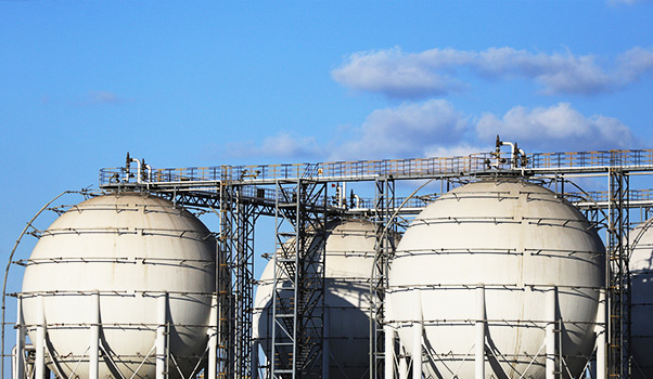 液體化工與化工設備 工藝效率與安全運行的基石